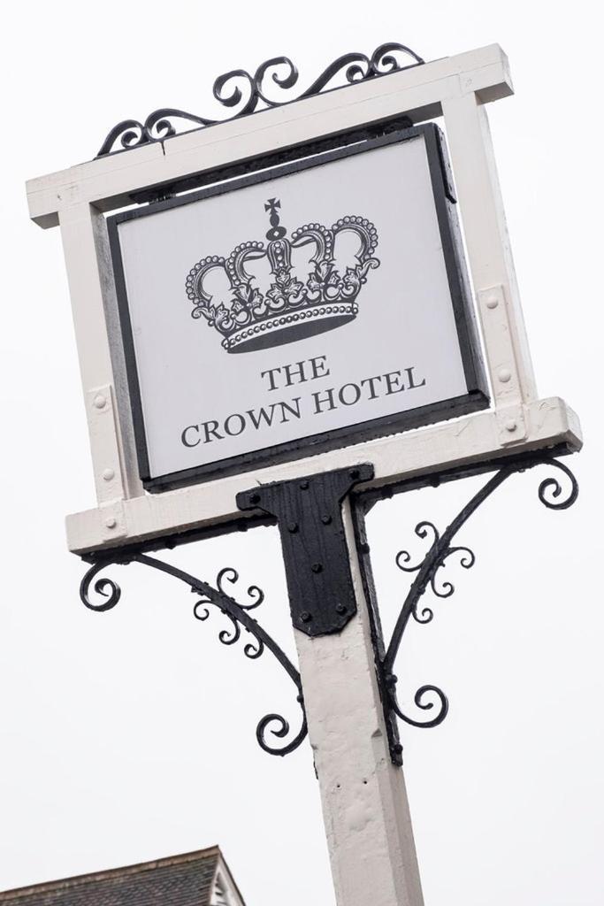 The Crown Hotel Alton  Exteriör bild